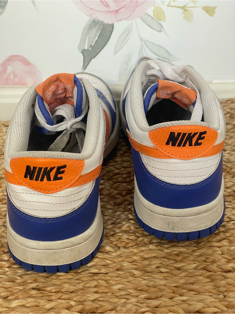 Nike Dunk Low Knicks White Blue Orange Youth Sneakers Size 7Y Streetwear Skater - Picture 8 of 9